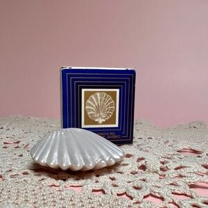 Vintage Avon Shell Solid Perfume Compact – Candid Scent